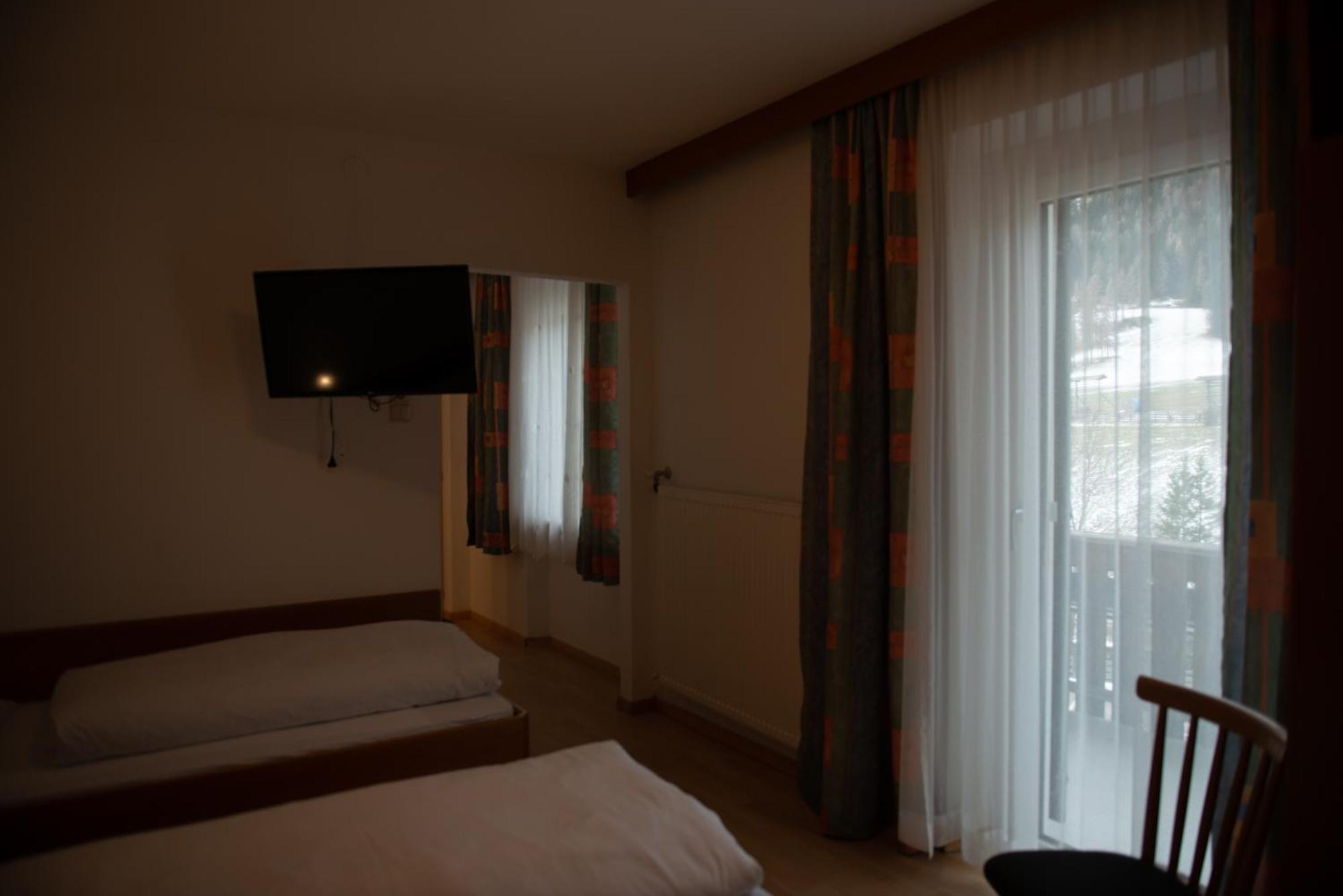 Aparthotel Garni Hofer Sexten Exterior foto