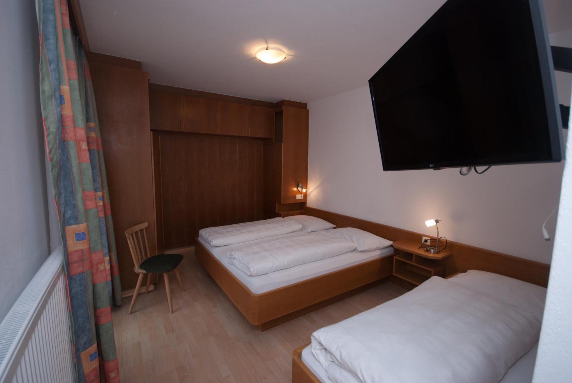 Aparthotel Garni Hofer Sexten Exterior foto
