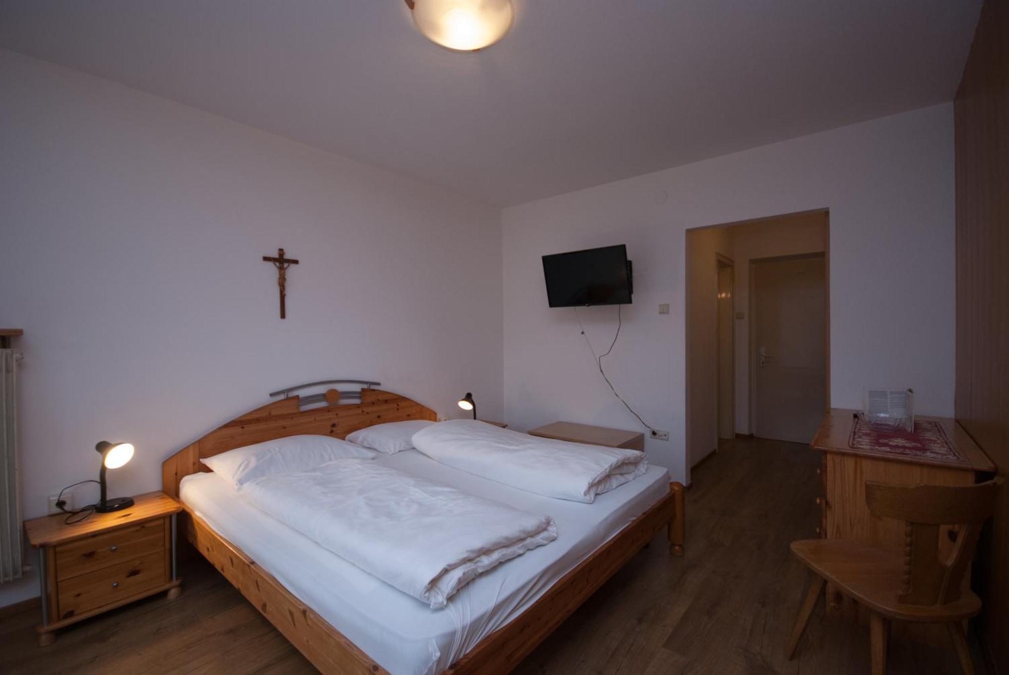 Aparthotel Garni Hofer Sexten Exterior foto
