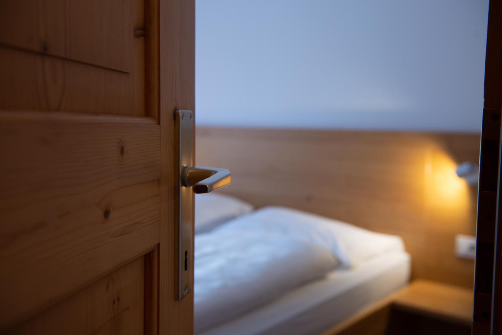 Aparthotel Garni Hofer Sexten Exterior foto