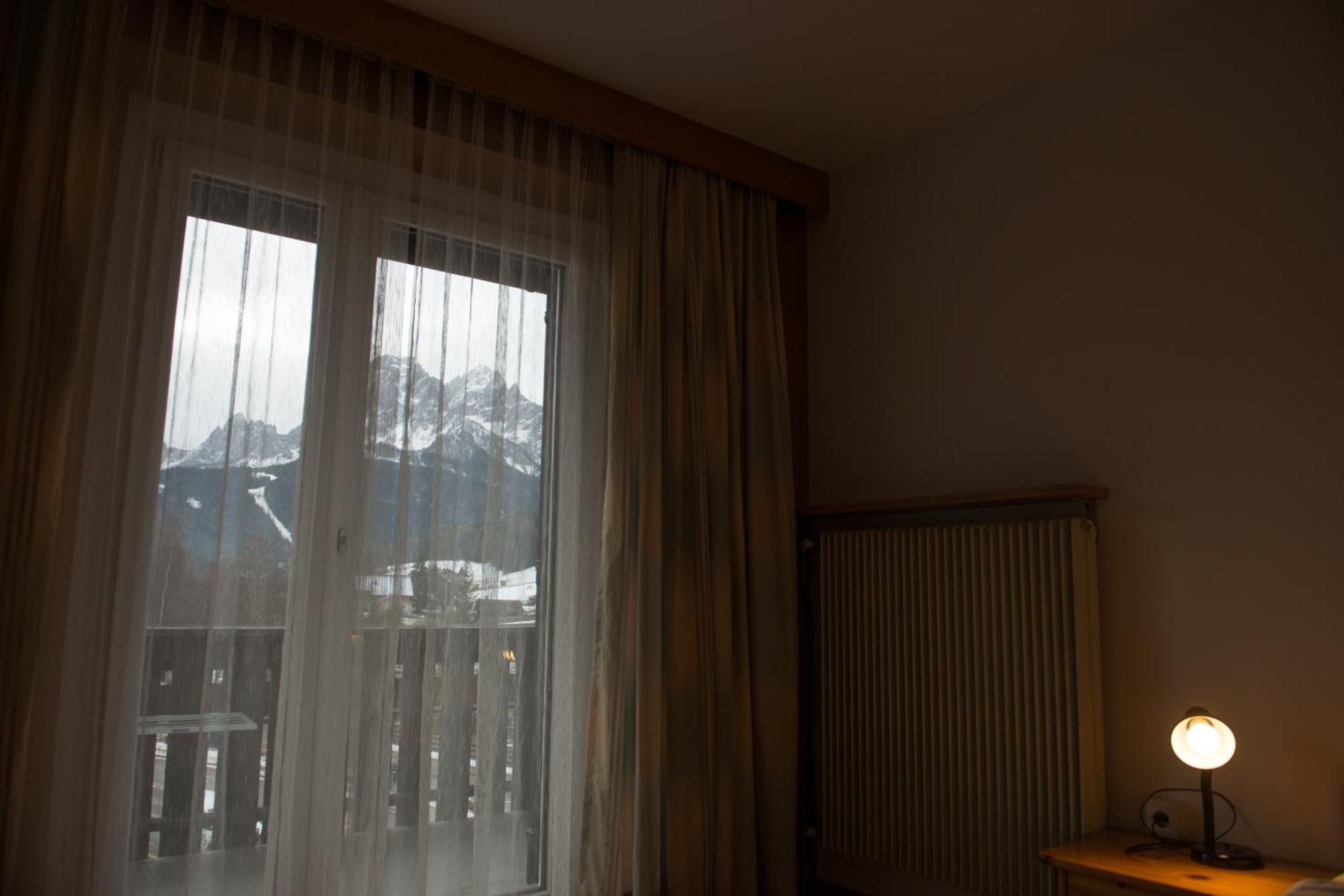 Aparthotel Garni Hofer Sexten Exterior foto