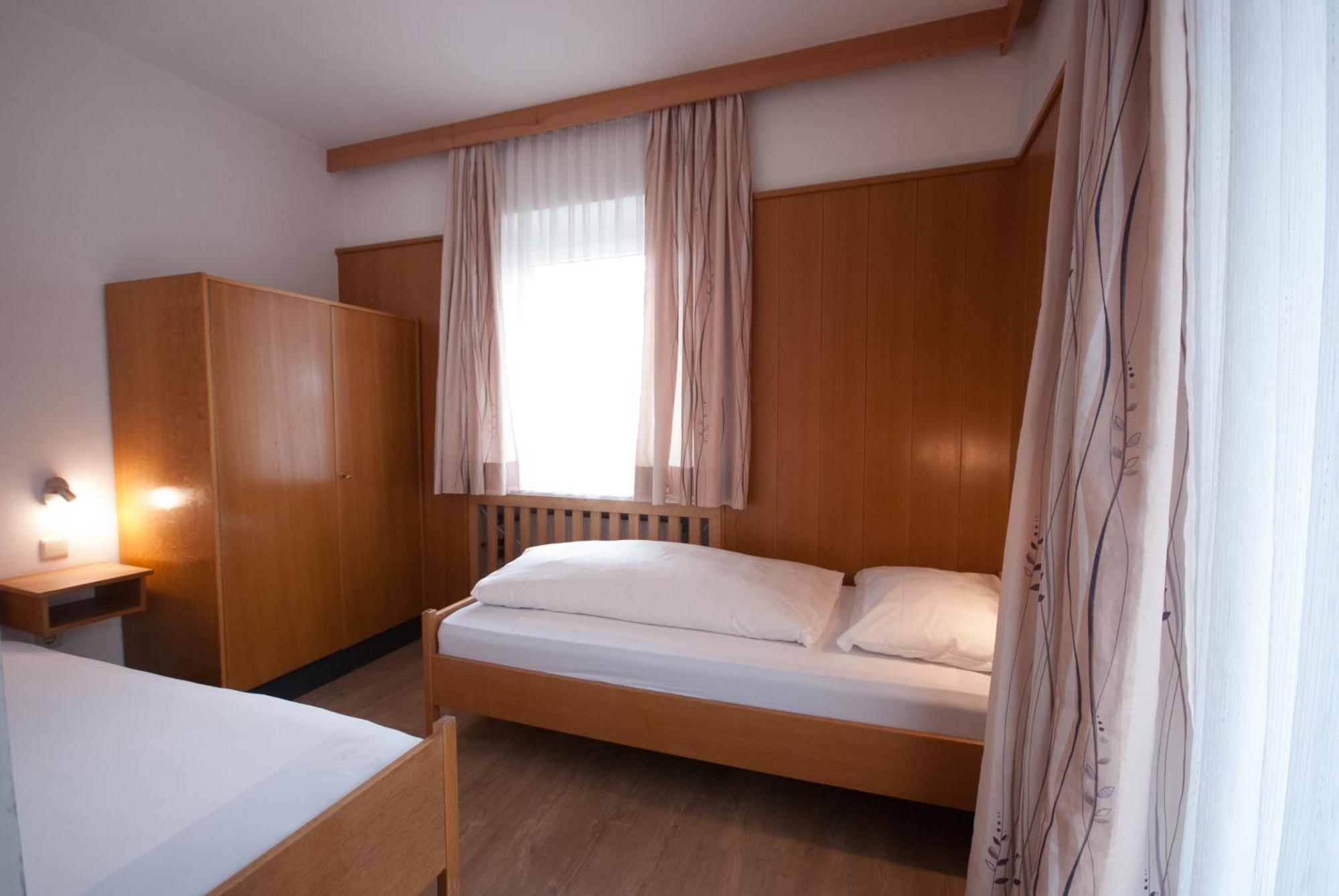 Aparthotel Garni Hofer Sexten Exterior foto