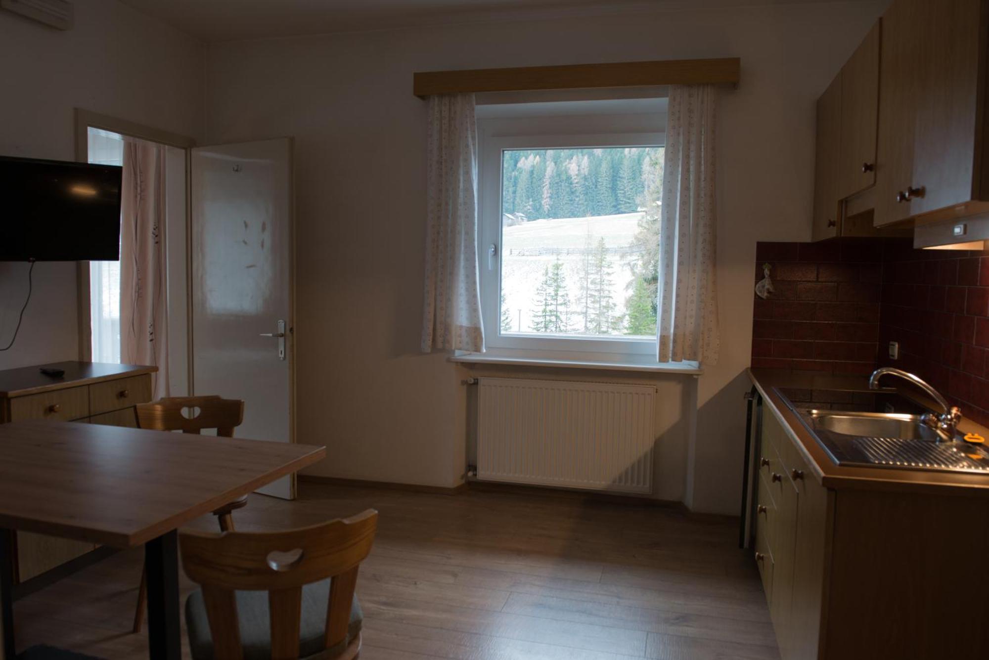 Aparthotel Garni Hofer Sexten Exterior foto