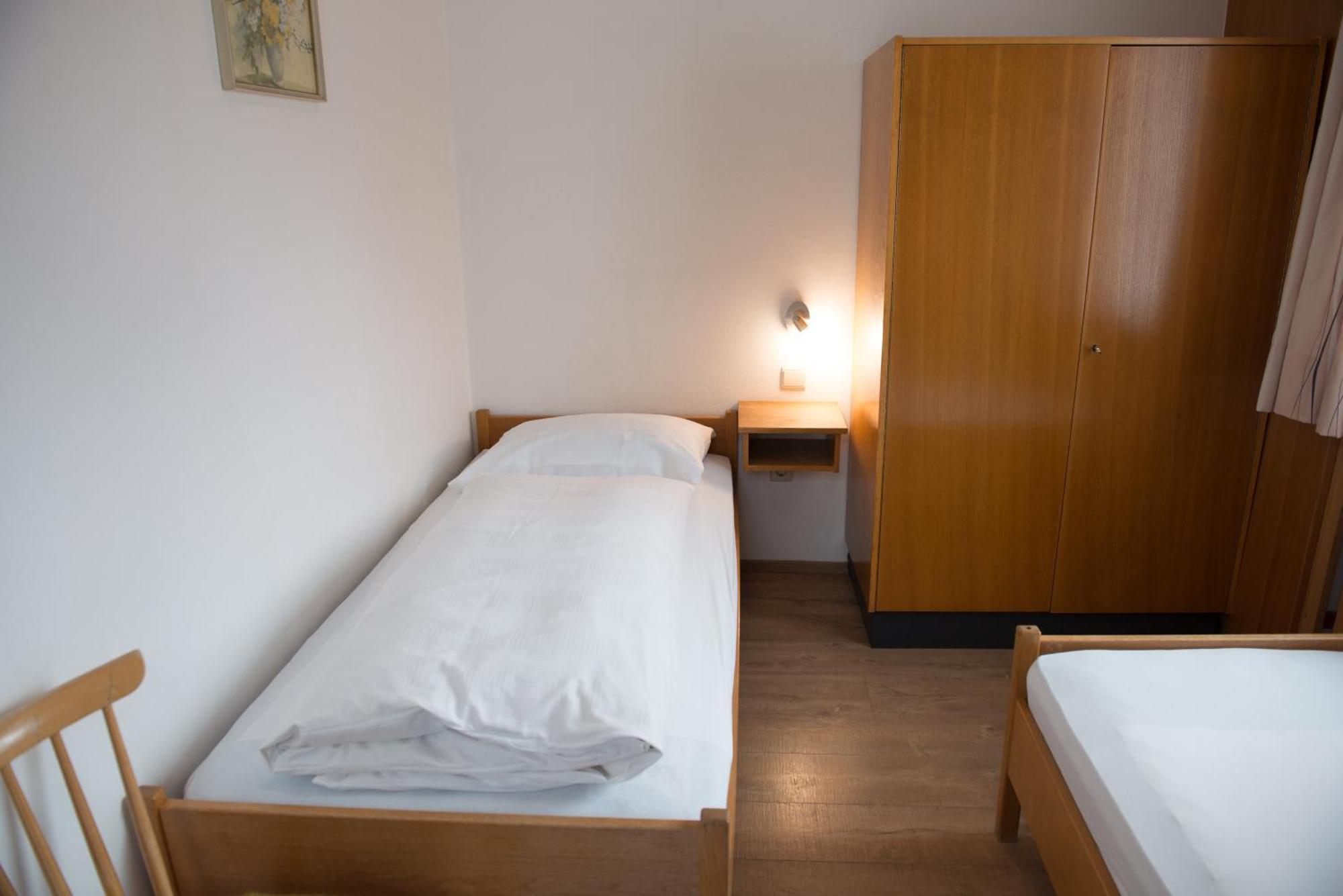 Aparthotel Garni Hofer Sexten Exterior foto