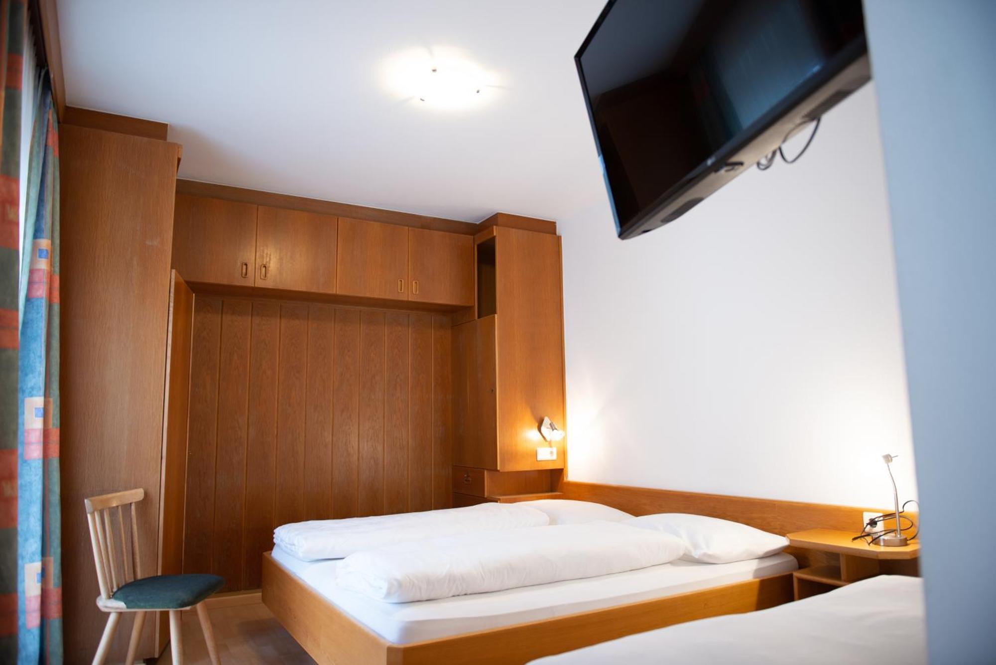 Aparthotel Garni Hofer Sexten Exterior foto
