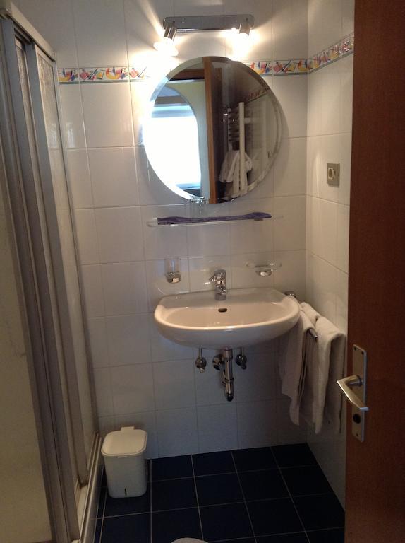 Aparthotel Garni Hofer Sexten Exterior foto